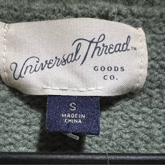 Universal Thread Olive Green Short Sleeve Cardigan Sweater - Picture 4 of 4